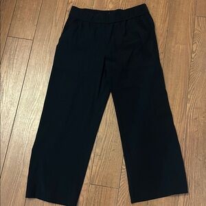 Elliott Lauren Classic Black Capri Pants
